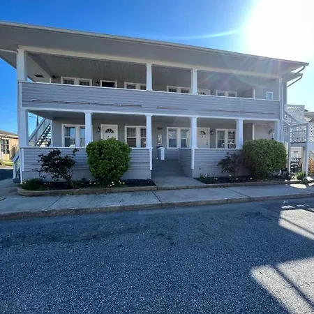 Crystal Sands Apartments