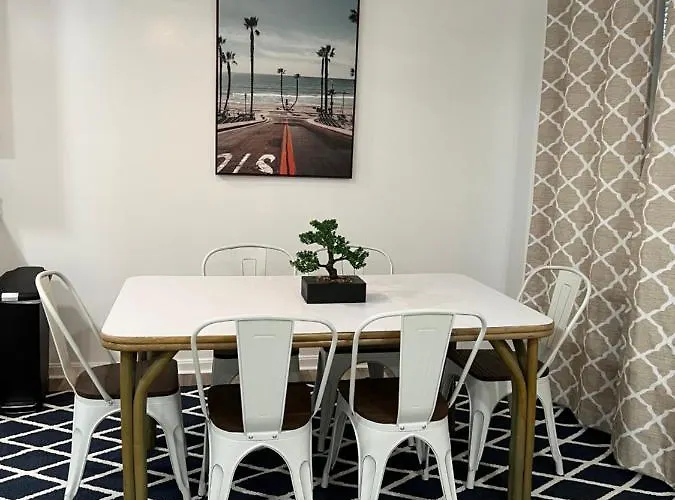 Crystal Sands Apartamento